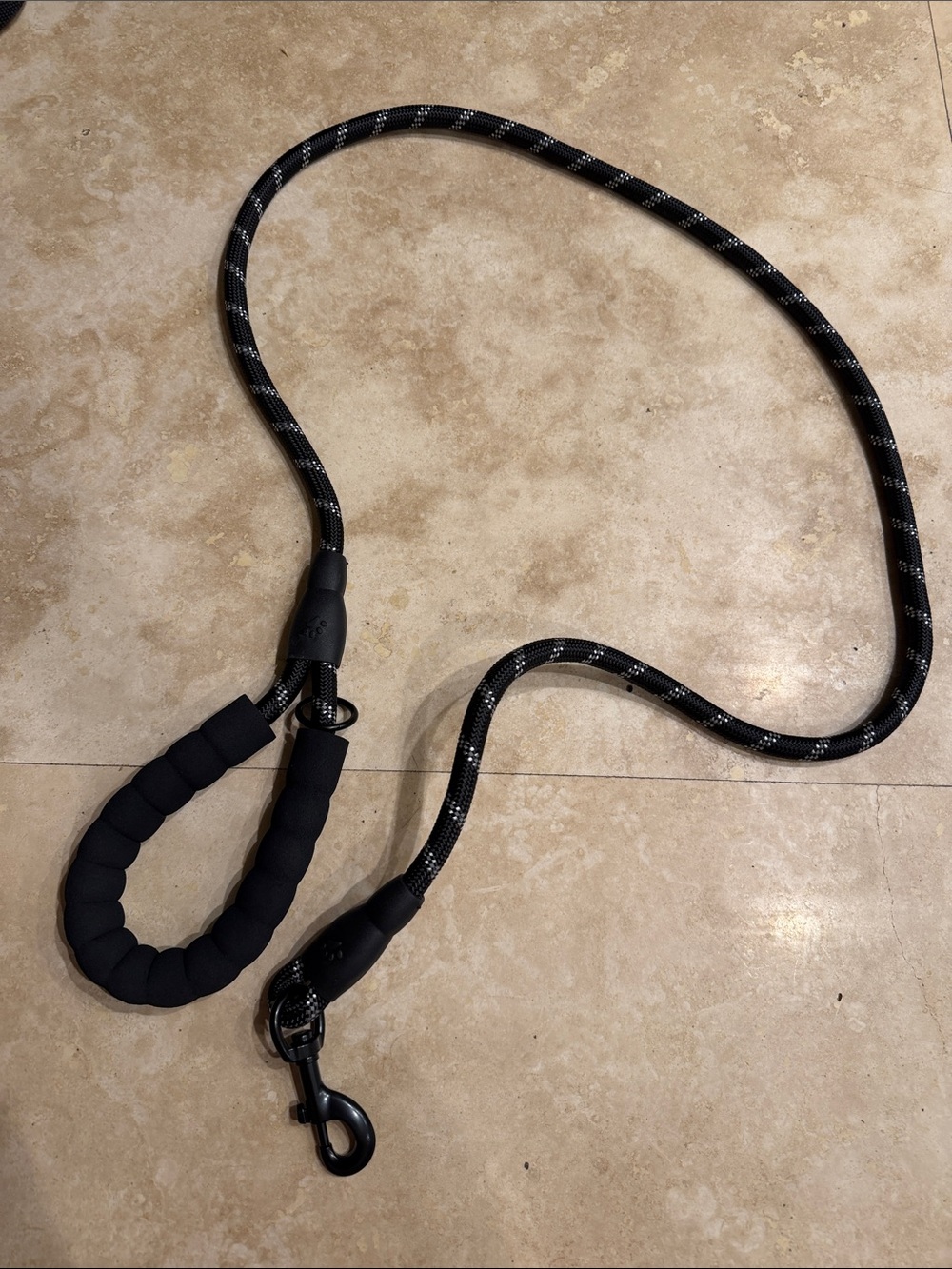 (New) Black Rope-Style Dog Leash with Padded Handle